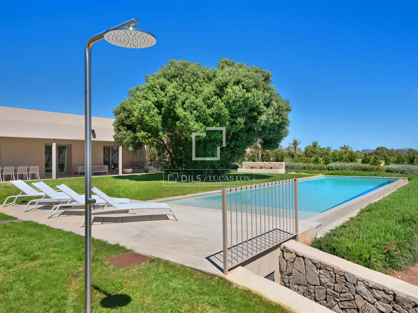 Piscina de Finca rústica en venta en Capdepera con Aire acondicionado, Calefacción y Jardín privado