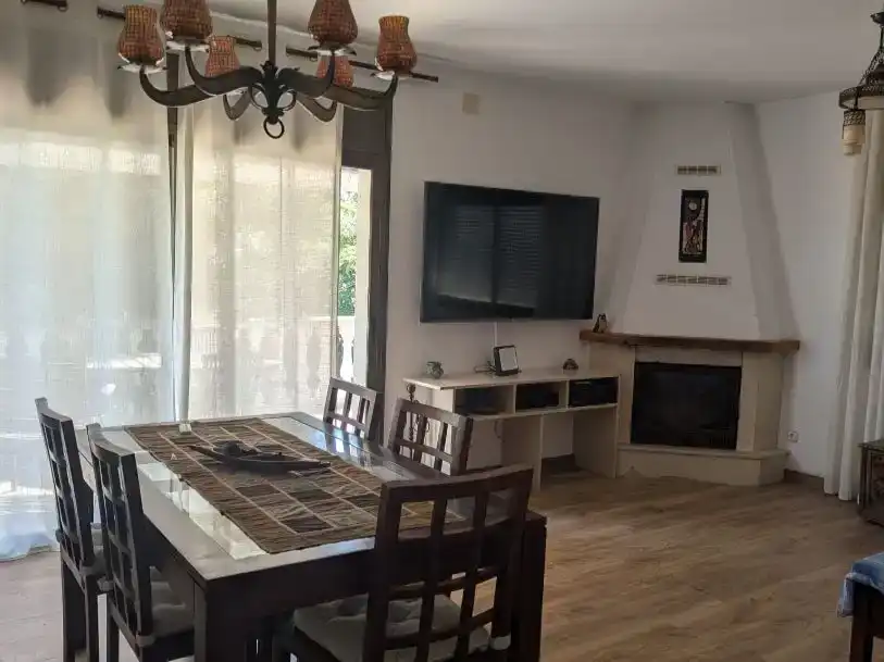 Menjador de Casa o xalet en venda en La Roca del Vallès amb Jardí privat i Traster