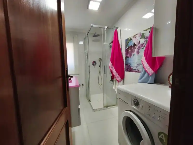 Baño de Casa o chalet en venta en Camargo con Jardín privado, Terraza y Amueblado