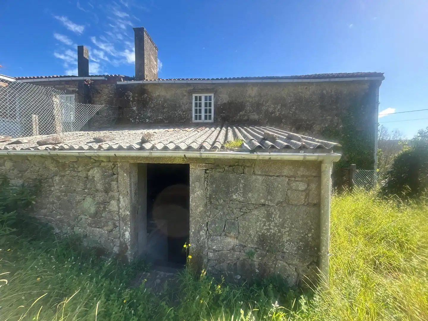 Vista exterior de Finca rústica en venda en Boiro, A Coruña