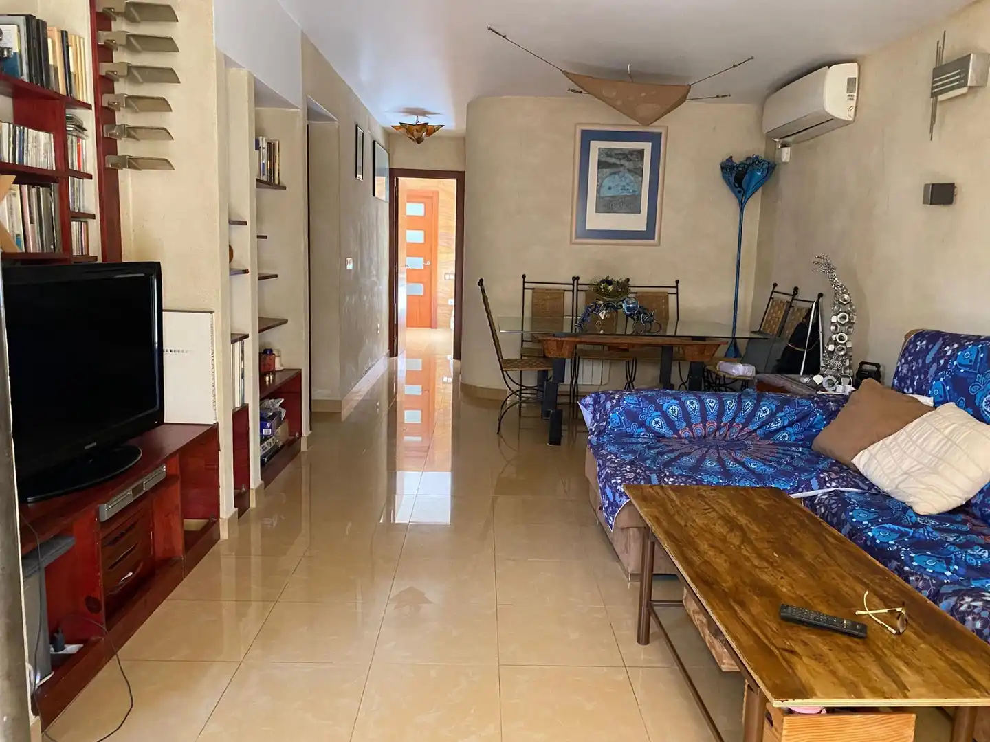 Sala de estar de Casa adosada en venta en El Campello con Jardín privado y Piscina comunitaria