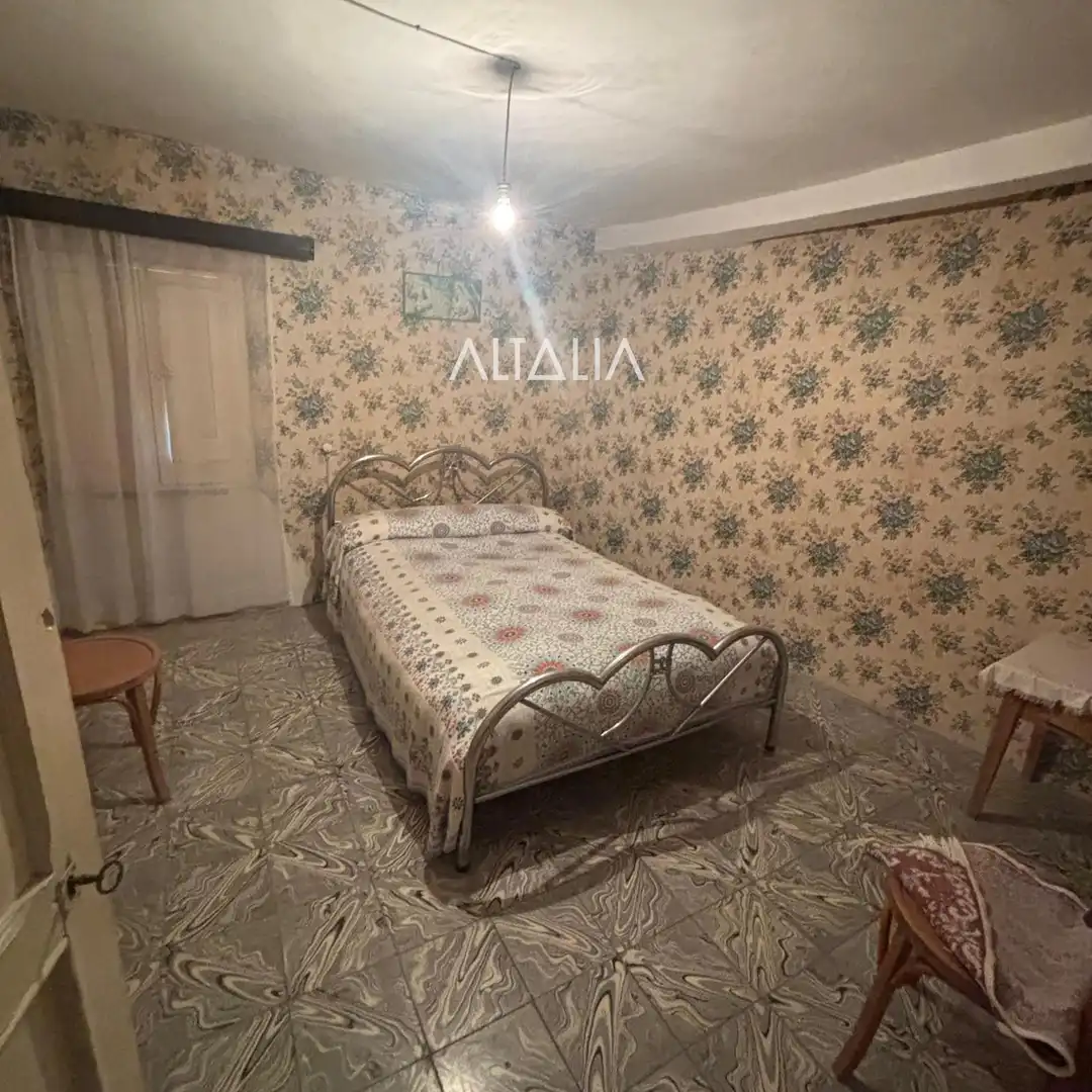 Dormitori de Casa o xalet en venda en Poyatos amb Calefacció, Terrassa i Traster