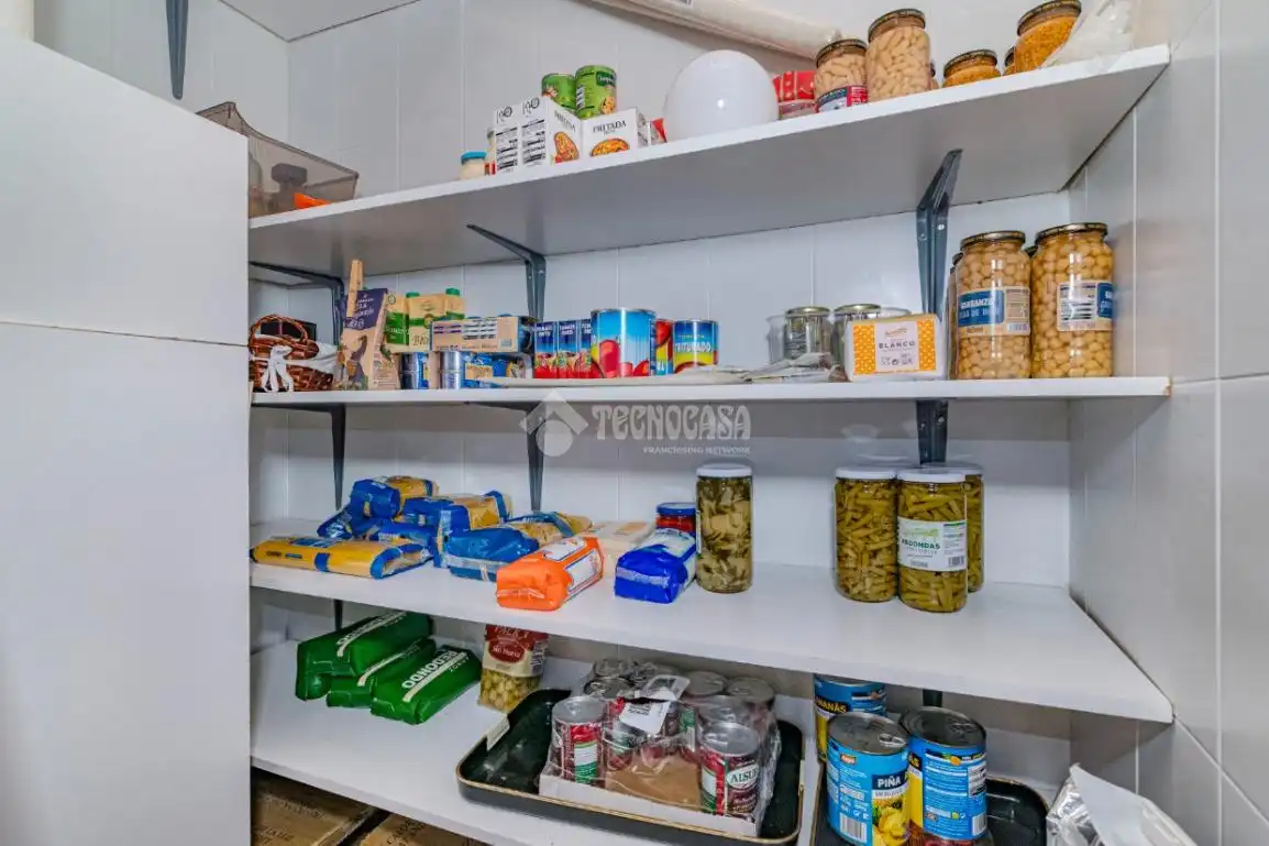 Kitchen of Houses for sale in Loja  with Air Conditioner, Terrace and Balcony