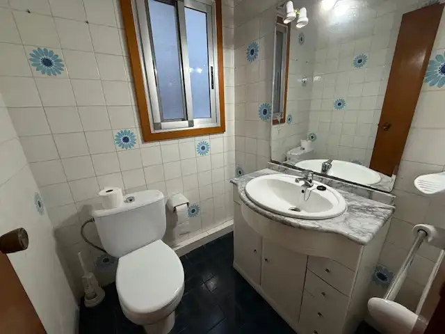 Baño de Piso en venta en Cullera con Balcón