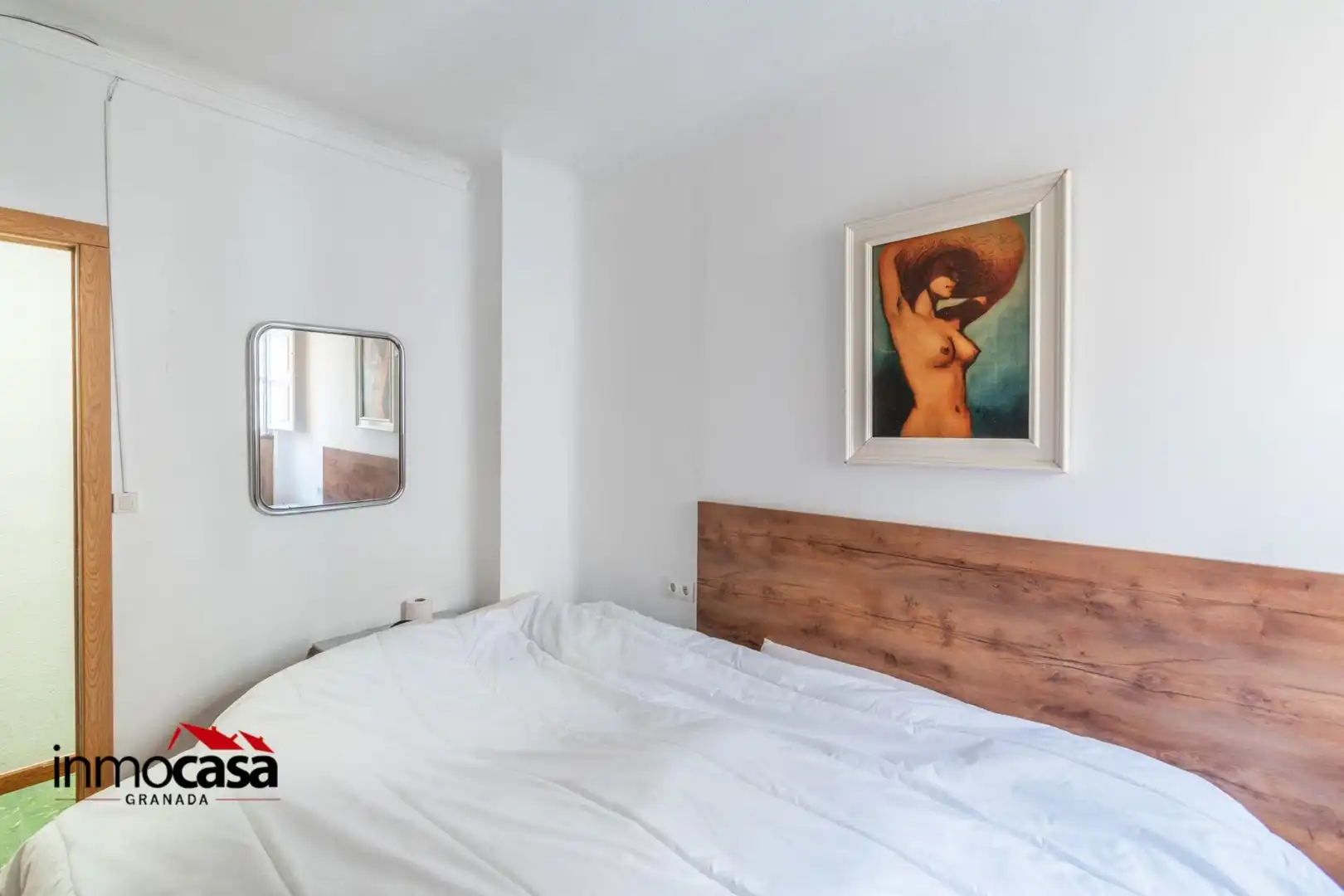 Habitación de Edificio en venta en Granada