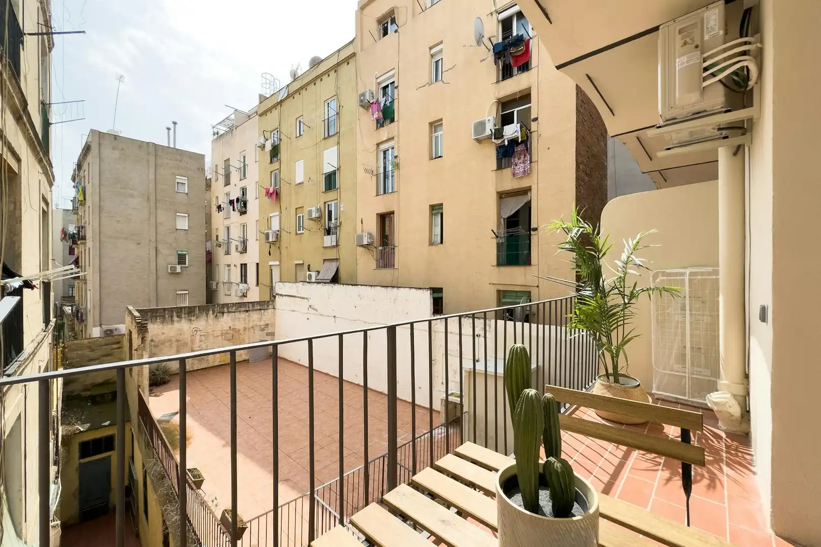Terrassa de Pis de lloguer en Barcelona amb Aire condicionat, Calefacció i Moblat