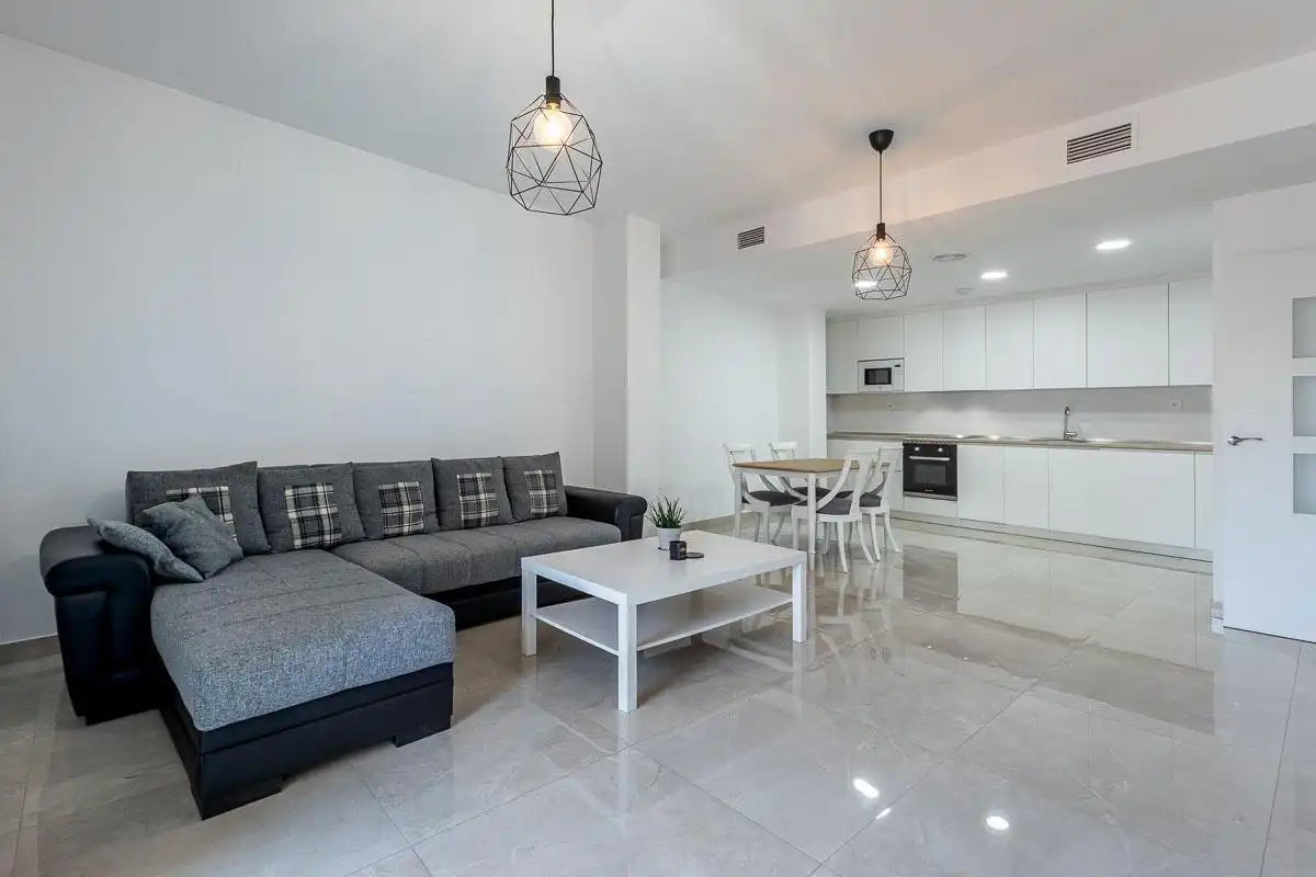 Sala d'estar de Pis en venda en Albolote amb Aire condicionat, Jardí privat i Terrassa