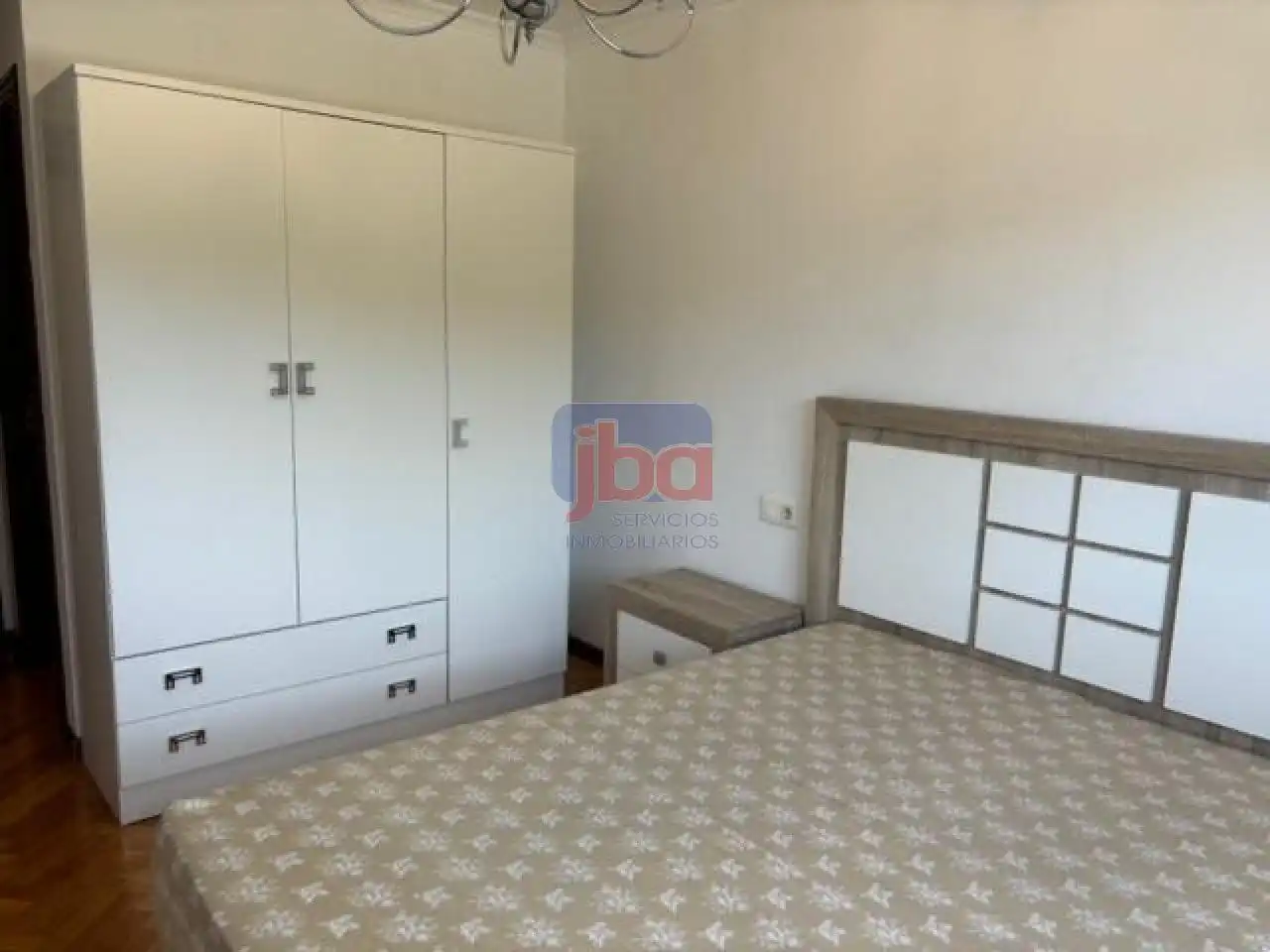 Habitación de Piso de alquiler en Barbadás con Calefacción, Amueblado y Balcón
