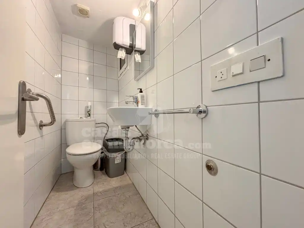 Badezimmer von Geschaftsraum zur Miete in Maó - Mahón