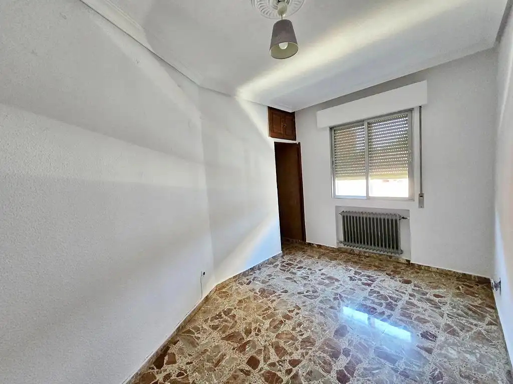 Dormitori de Pis en venda en Leganés amb Terrassa