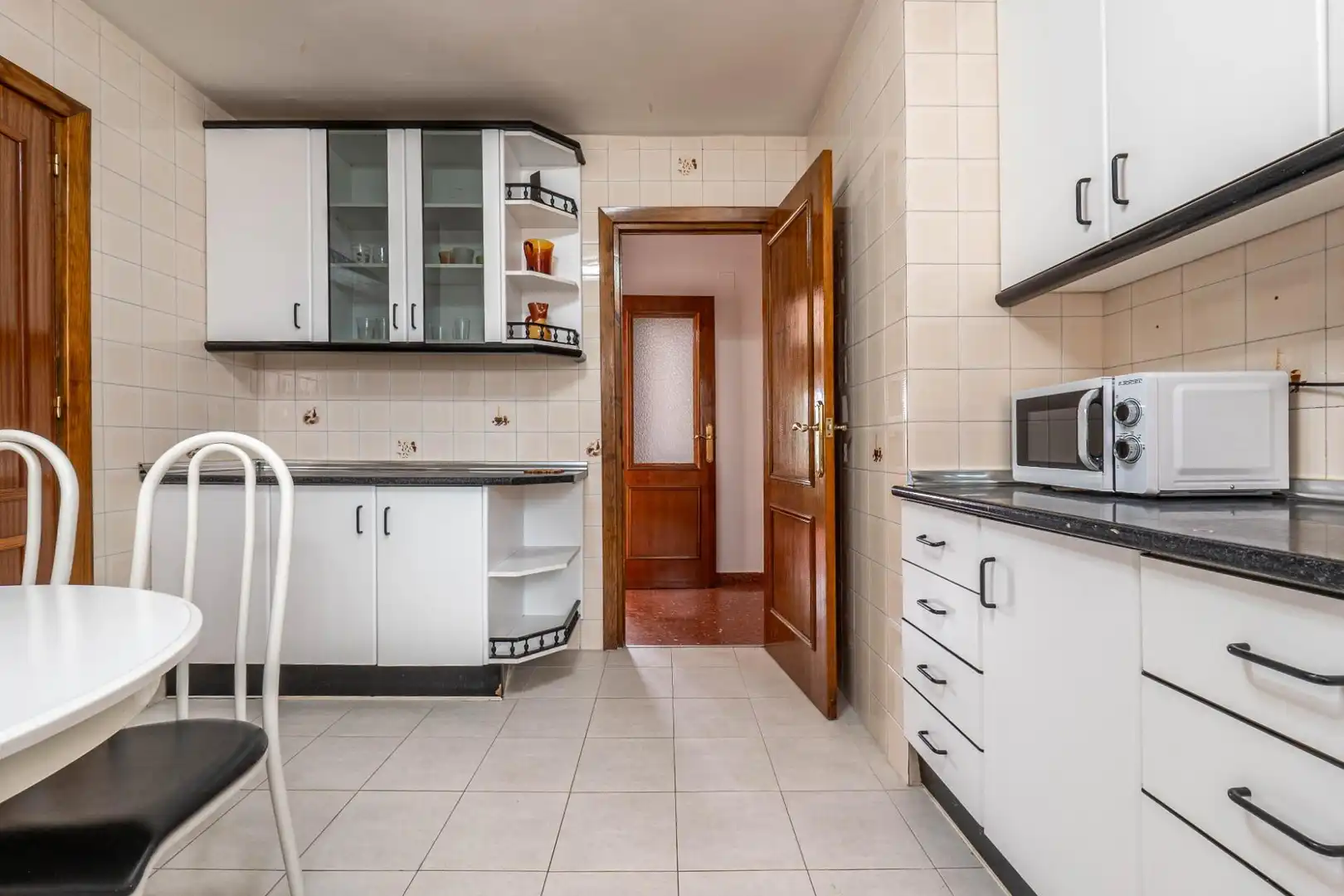Zimmer in Calle PROFESOR FRANCISCO DALMAU, Joaquina Eguaras