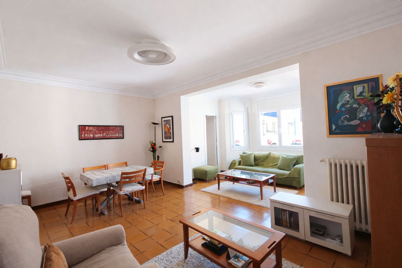 Sala d'estar de Pis en venda en  Barcelona Capital amb Aire condicionat, Calefacció i Balcó