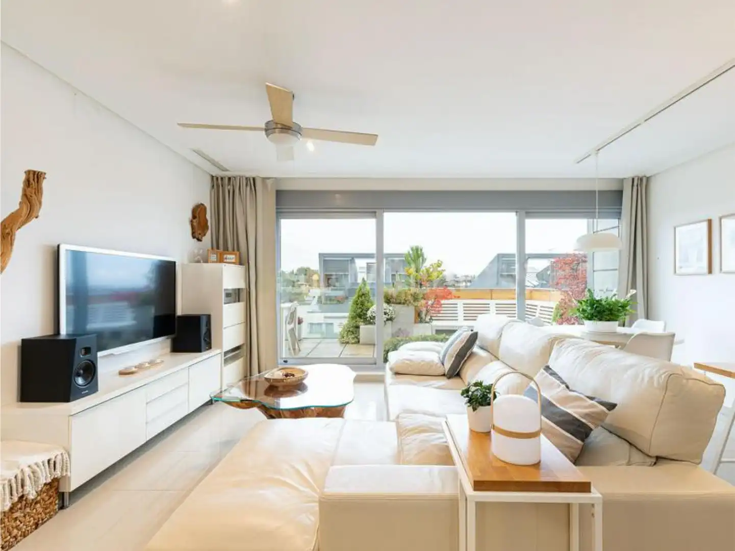 Sala de estar de Piso de alquiler en Majadahonda con Aire acondicionado, Calefacción y Parquet