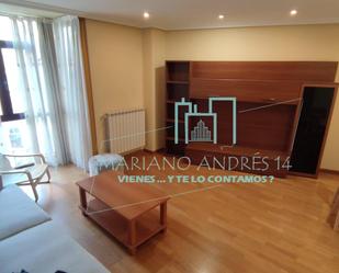 Sala d'estar de Apartament en venda en León Capital 