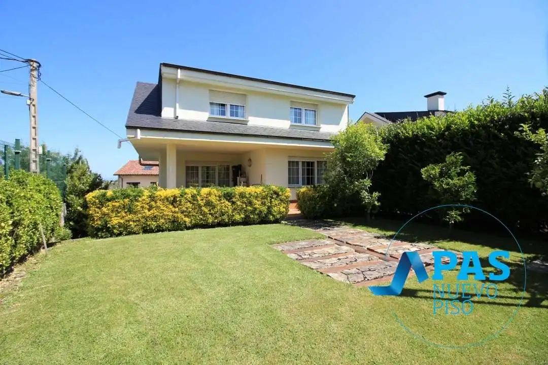 Garden of Houses for sale in Santander  with Heating, Private garden and Terrace