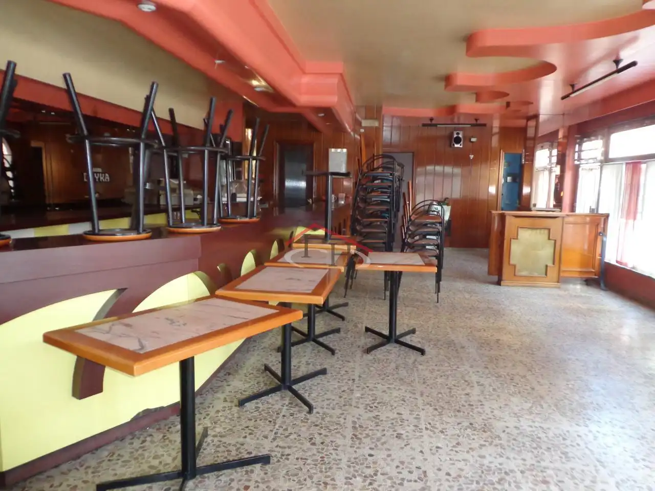 Local comercial en venda a SEÑOR DE BEMBIBRE