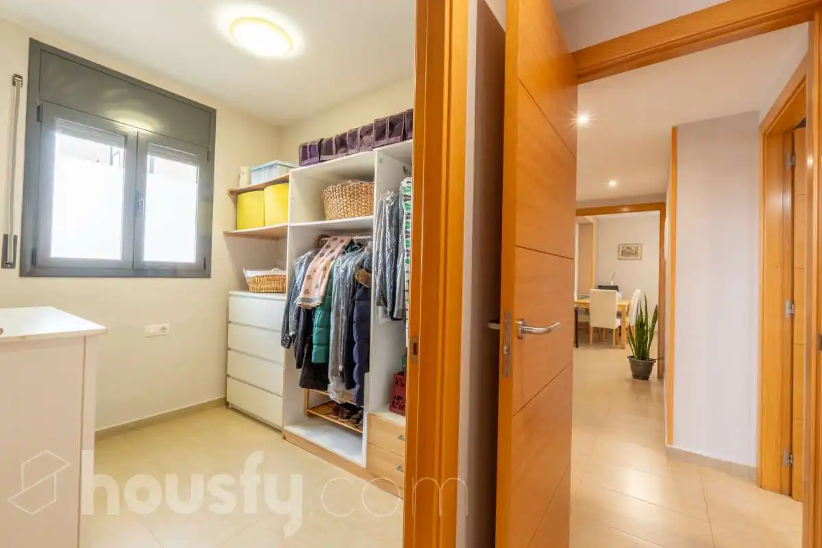 Flat for sale in CL AIGUAMOLLS, 12, Prat de Vilanova