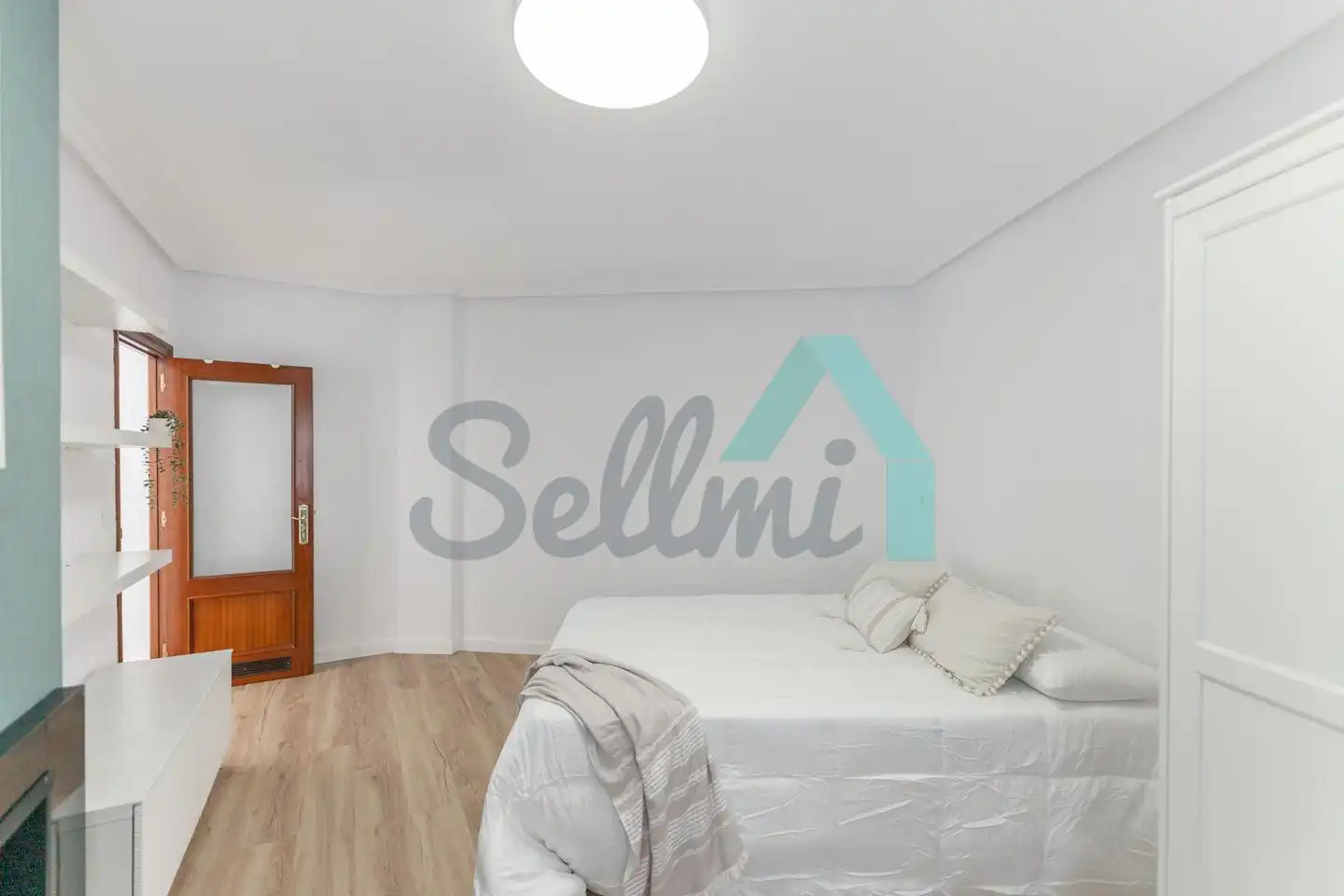 Schlafzimmer von Wohnung zur untervermieten in Oviedo  mit Heizung, Möbliert und Internet
