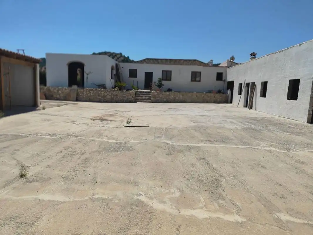 Casa rústica amb jardí en venda a Calle Hijas de la Caridad, imagen 43
