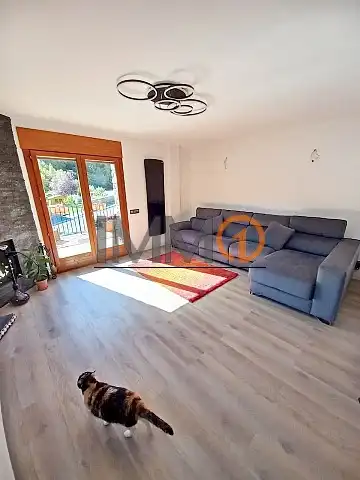 Casa aparellada amb jardí en venda a Pal - Xixerella, imagen 9