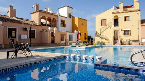 Encantadora casa adosada con vistas a las montañas y al campo de golf en una tranquila urbanización privada con piscina comunitari, imatge 3