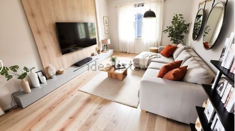 Foto 2 de Piso en venta en Ronda de Los Cuarteles, Oeste, Logroño