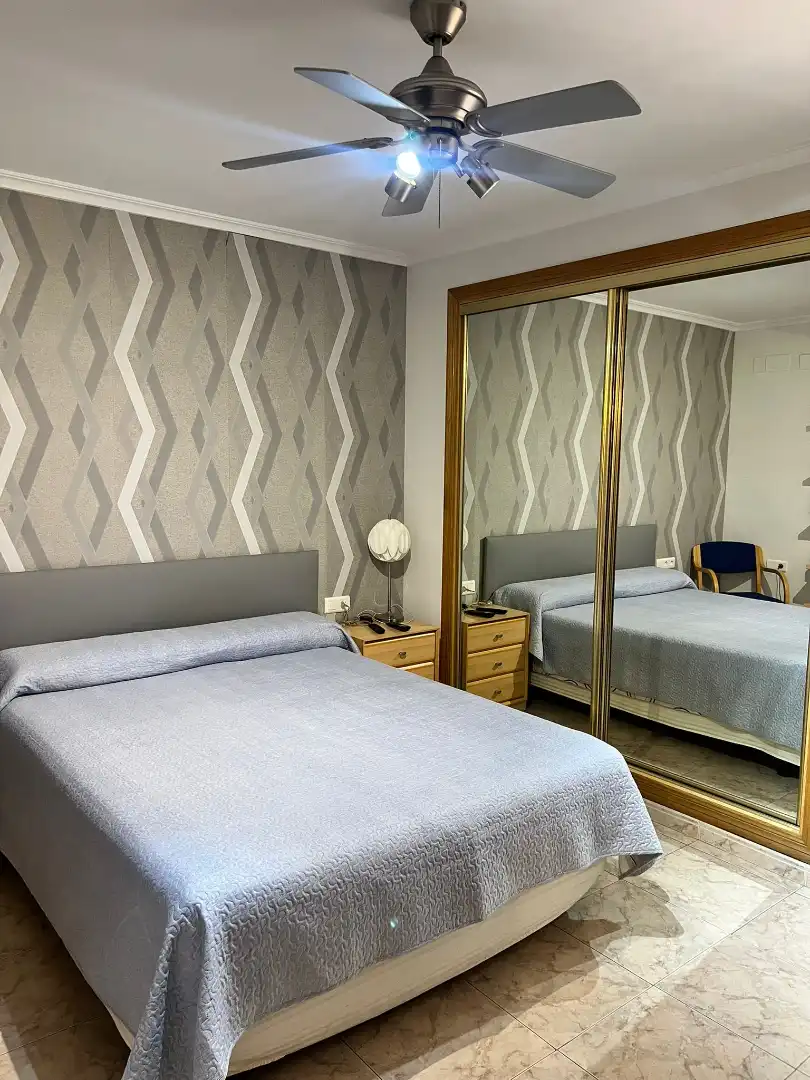 Schlafzimmer von Einfamilien-Reihenhaus zum Verkauf in Sagunto / Sagunt mit Klimaanlage, Heizung und Terrasse