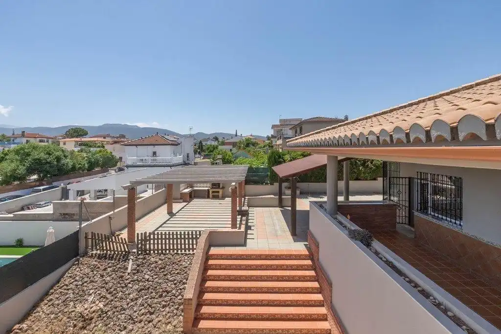 Villa zum Verkauf in Calle Calle Reina Sofía 31, imagen 38