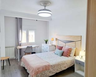 Dormitori de Pis per a compartir en  Zaragoza Capital amb Aire condicionat i Terrassa