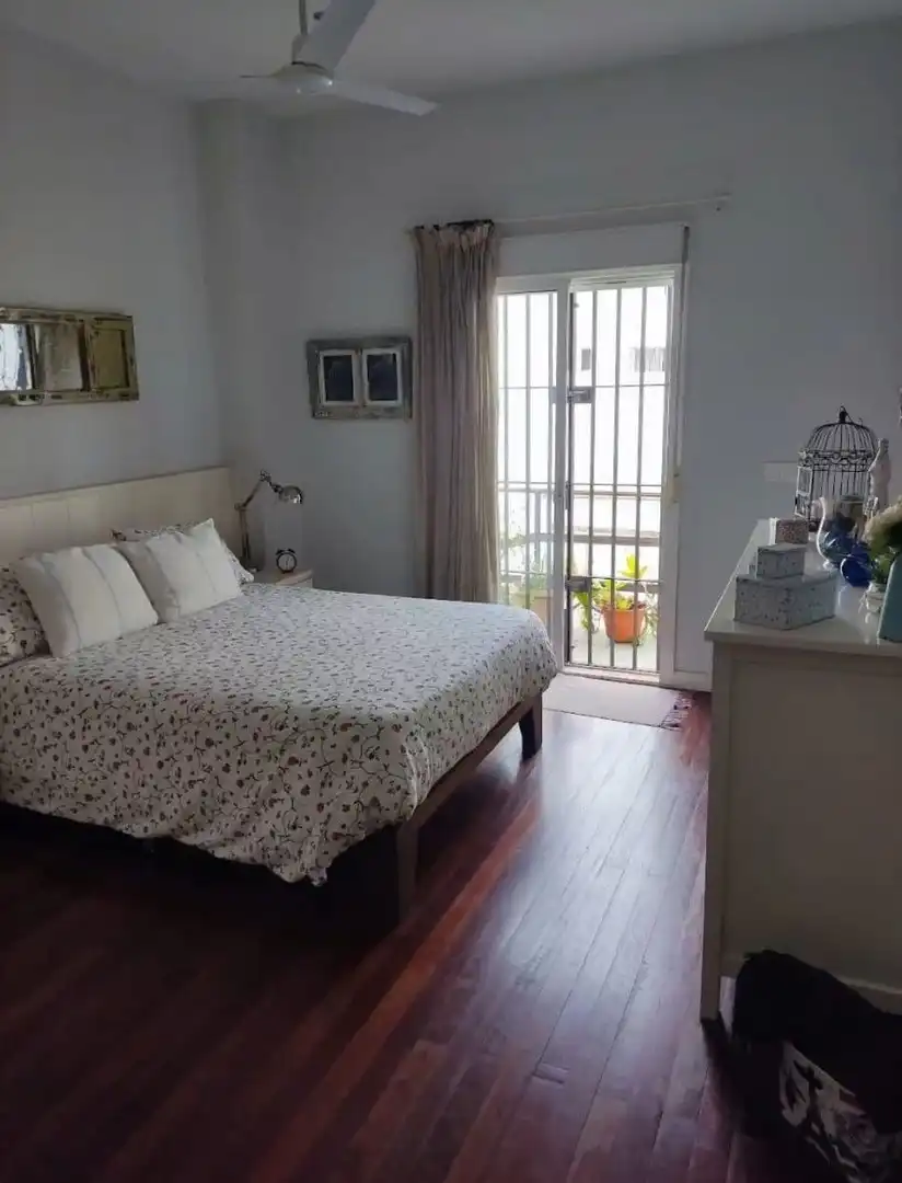 Bedroom of Houses for sale in Sevilla