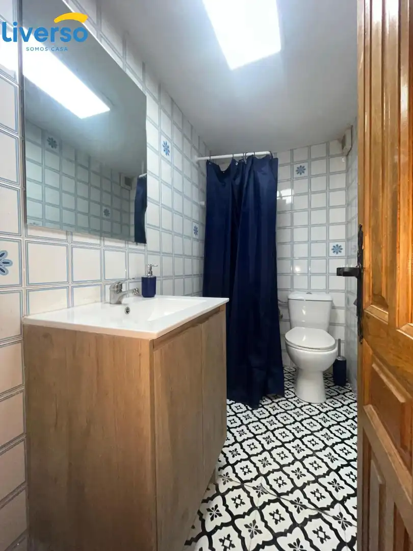 Baño de Casa adosada en venta en Villanueva de Argaño con Calefacción, Jardín privado y Terraza