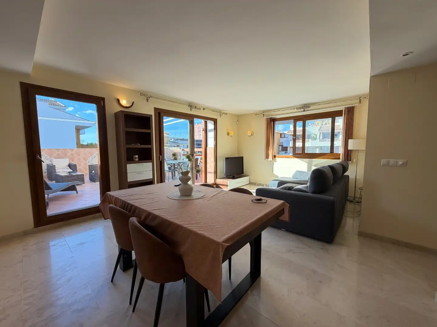 Wohnzimmer von Wohnung zur Miete in Playa del Acequión, Náufragos y Rocío del Mar