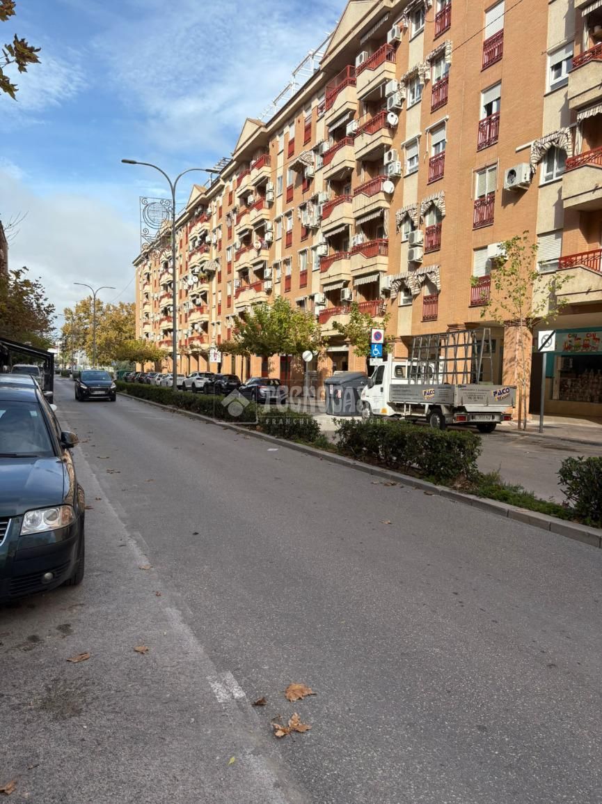 Exterior view of Flat for sale in  Jaén Capital  with Heating, Balcony and Community pool