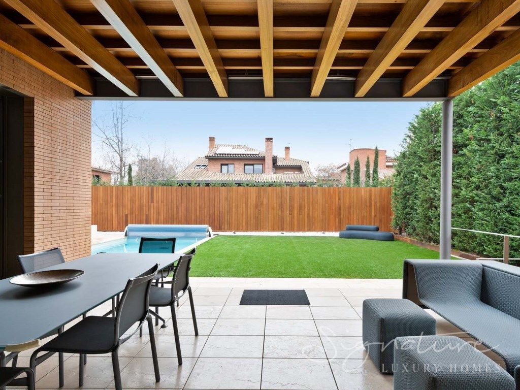 Terrace of House or chalet for sale in Sant Cugat del Vallès  with Air Conditioner, Heating and Private garden