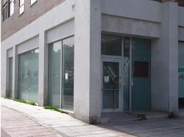 Local comercial en venda a La Serna