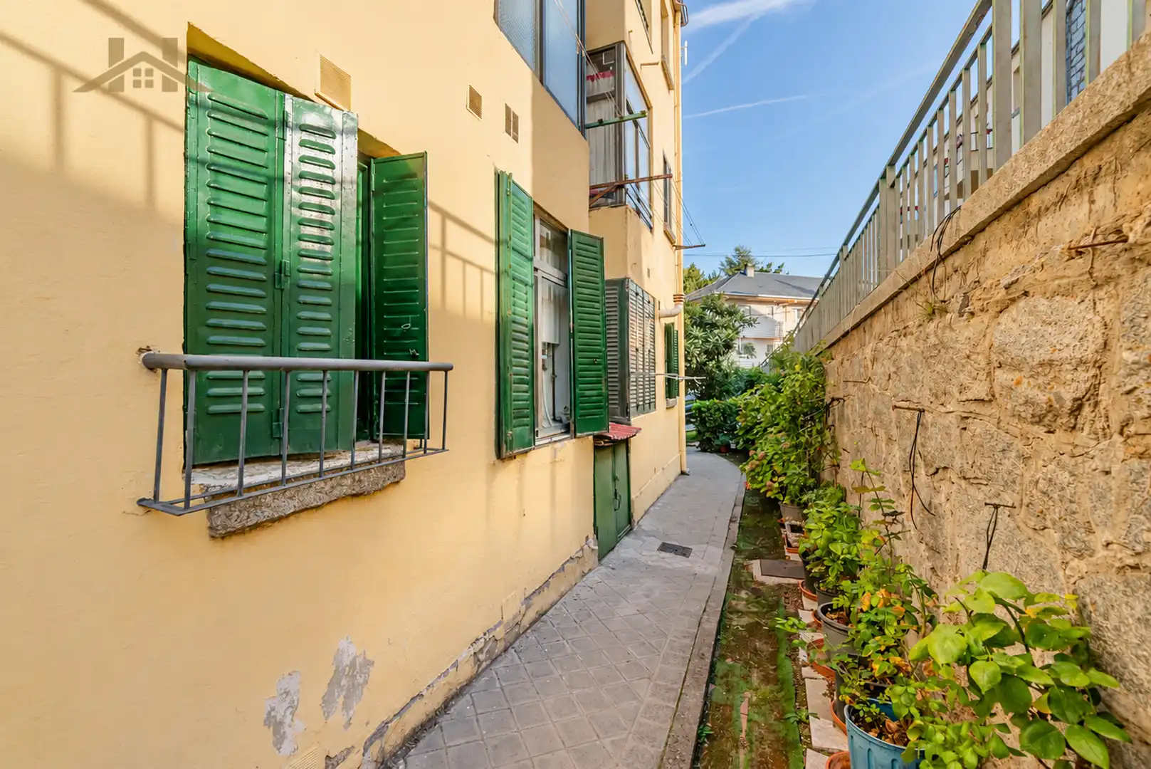 Außenansicht von Wohnung zum Verkauf in Centro - Manguilla
