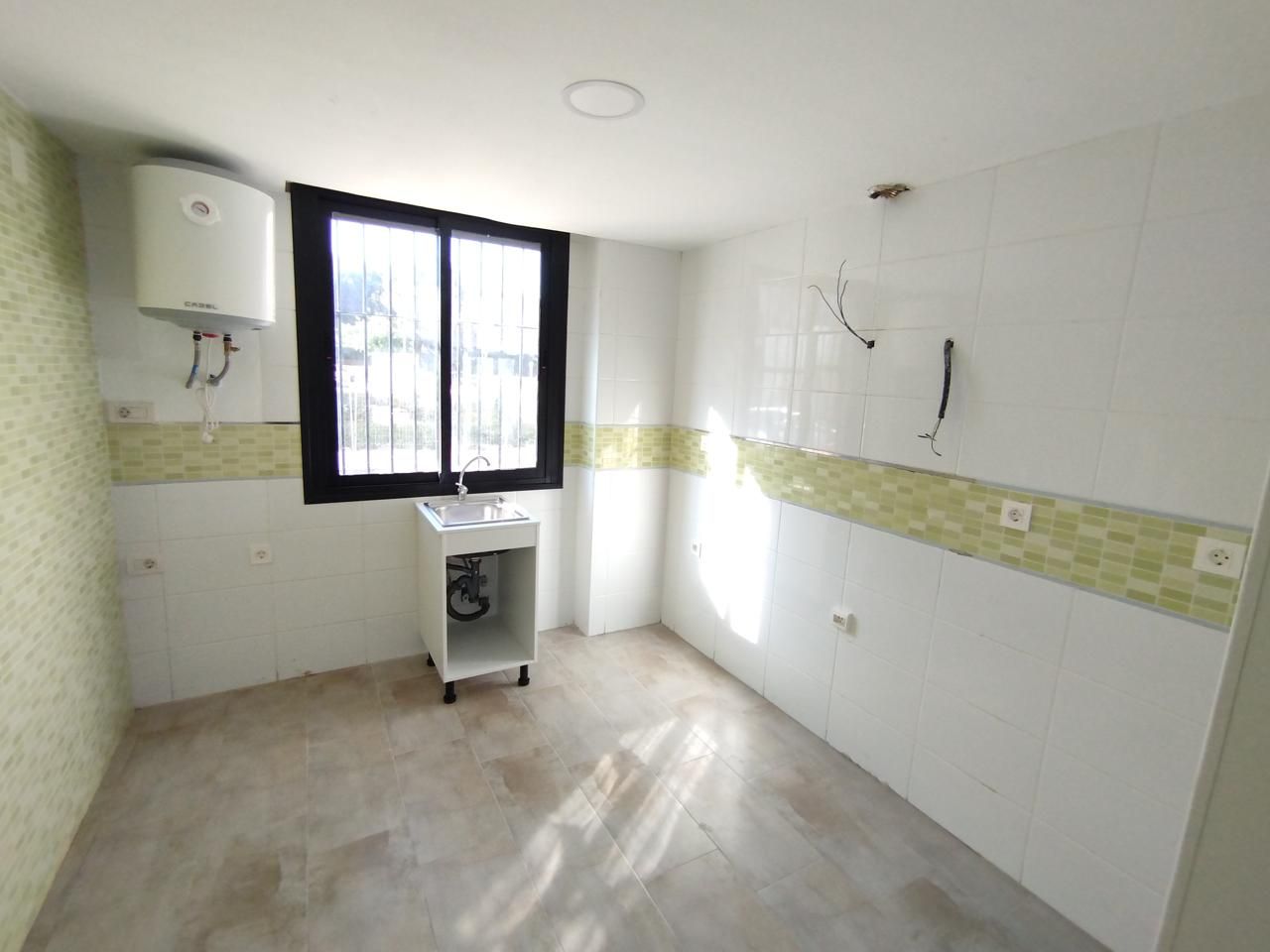 Kitchen of Planta baja for sale in El Campello