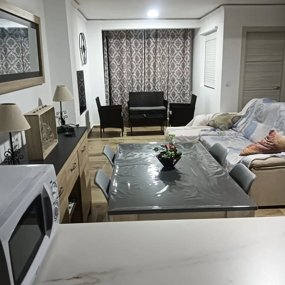 Habitación de Apartamento de alquiler en Tavernes de la Valldigna con Amueblado, Horno y Lavadora