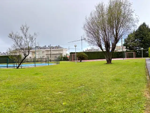 Jardín de Piso en venta en Suances con Calefacción, Terraza y Amueblado
