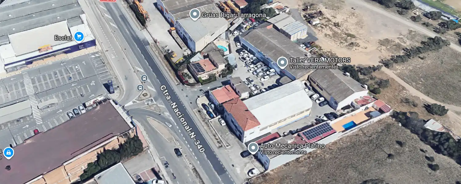 Vista exterior de Nau industrial en venda en Vinyols i els Arcs