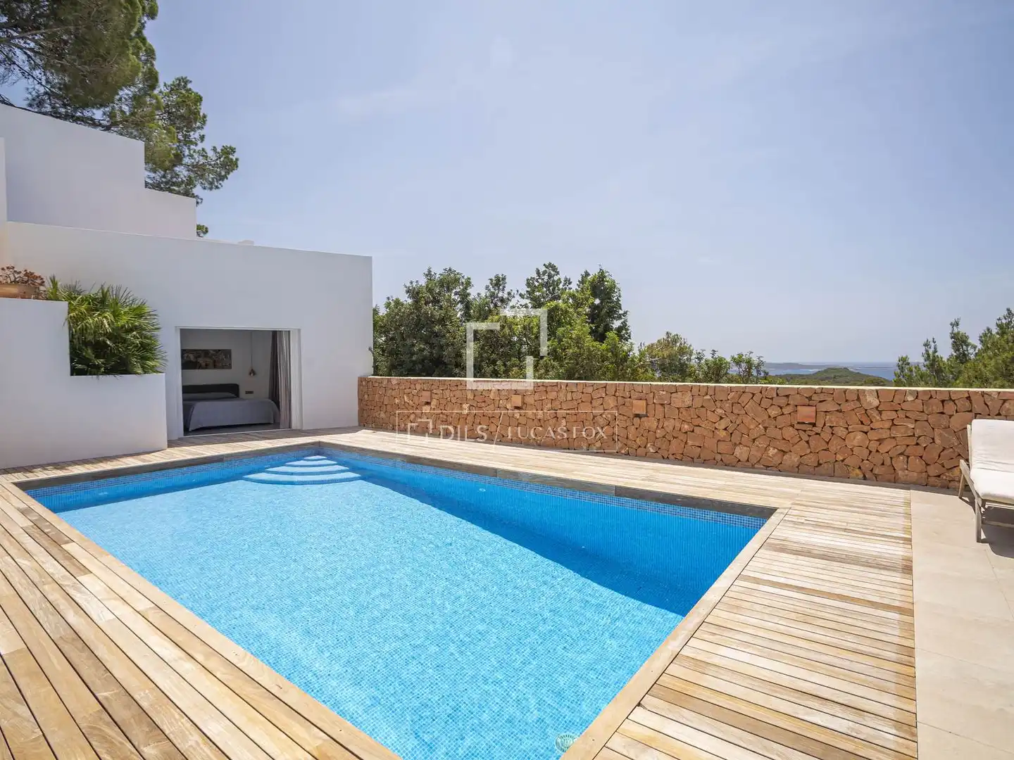 Piscina de Casa o xalet en venda en Sant Antoni de Portmany amb Aire condicionat, Terrassa i Traster