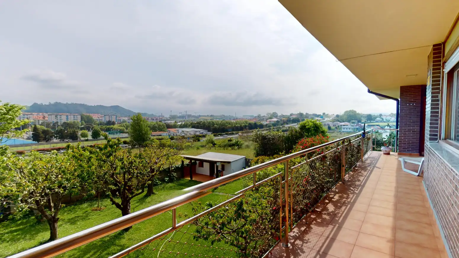 Terraza de Casa o chalet en venta en Santander con Calefacción, Jardín privado y Parquet