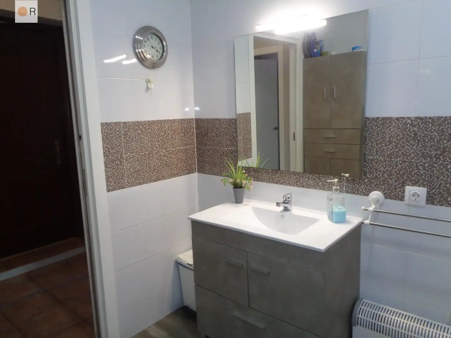 Bany de Casa o xalet de lloguer en Córdoba amb Aire condicionat, Calefacció i Jardí privat