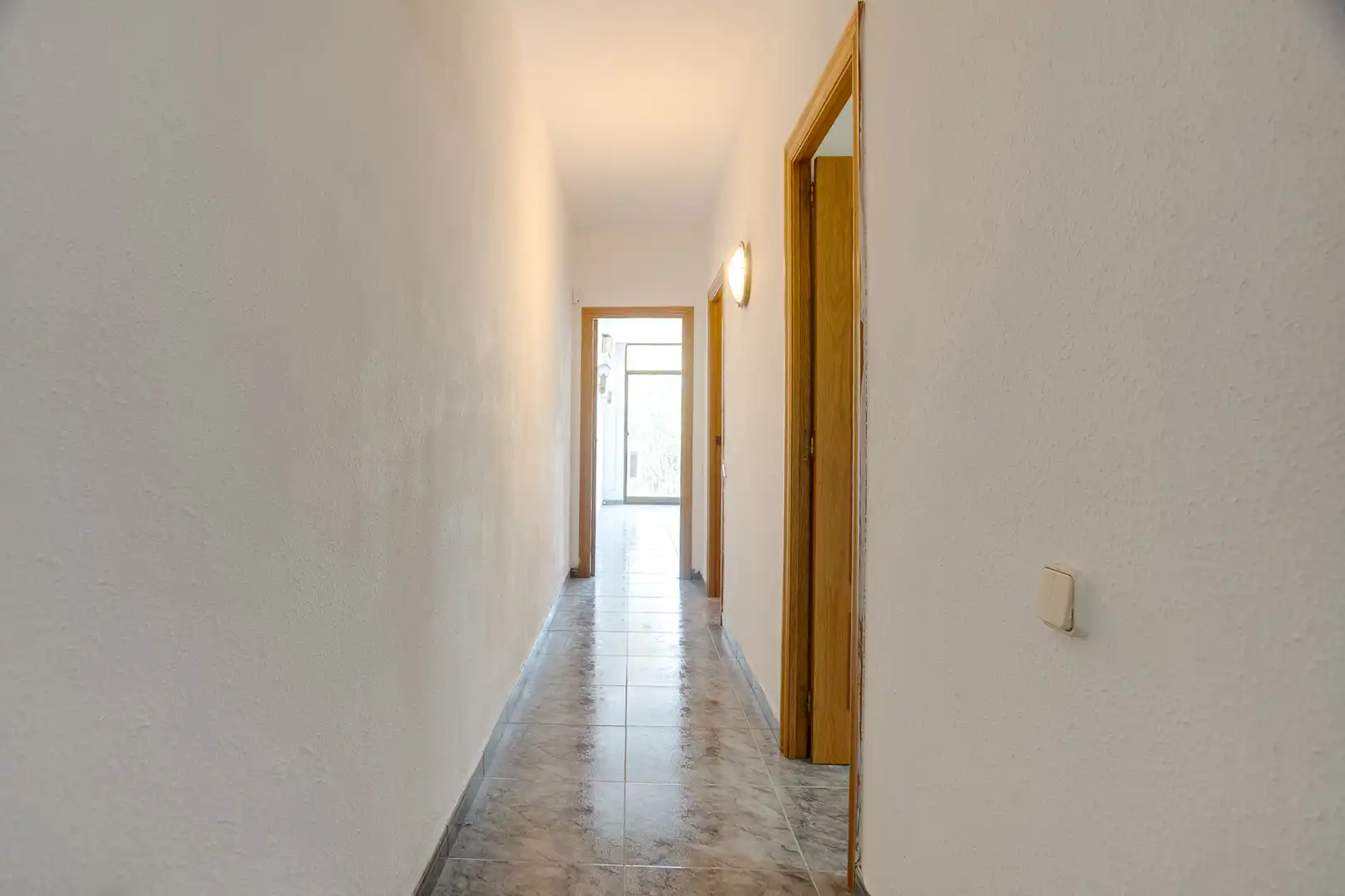 Wohnung zum Verkauf in Barcelona mit Heizung, Balkon und Alarm