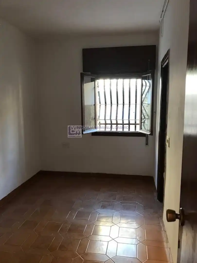 Habitación de Casa o chalet en venta en Cáceres con Calefacción, Jardín privado y Piscina