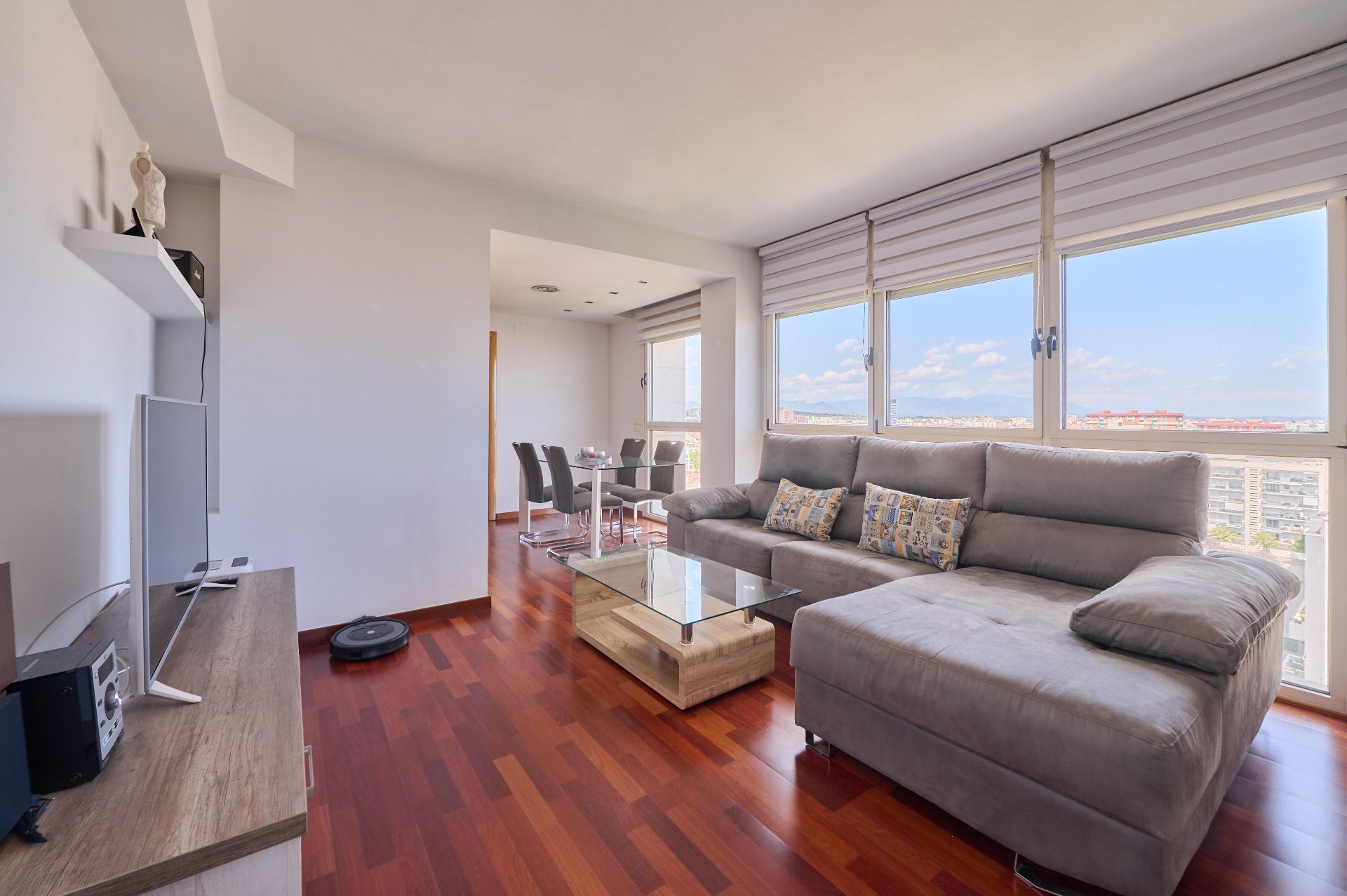 Sala d'estar de Pis en venda en Sabadell amb Aire condicionat, Calefacció i Parquet
