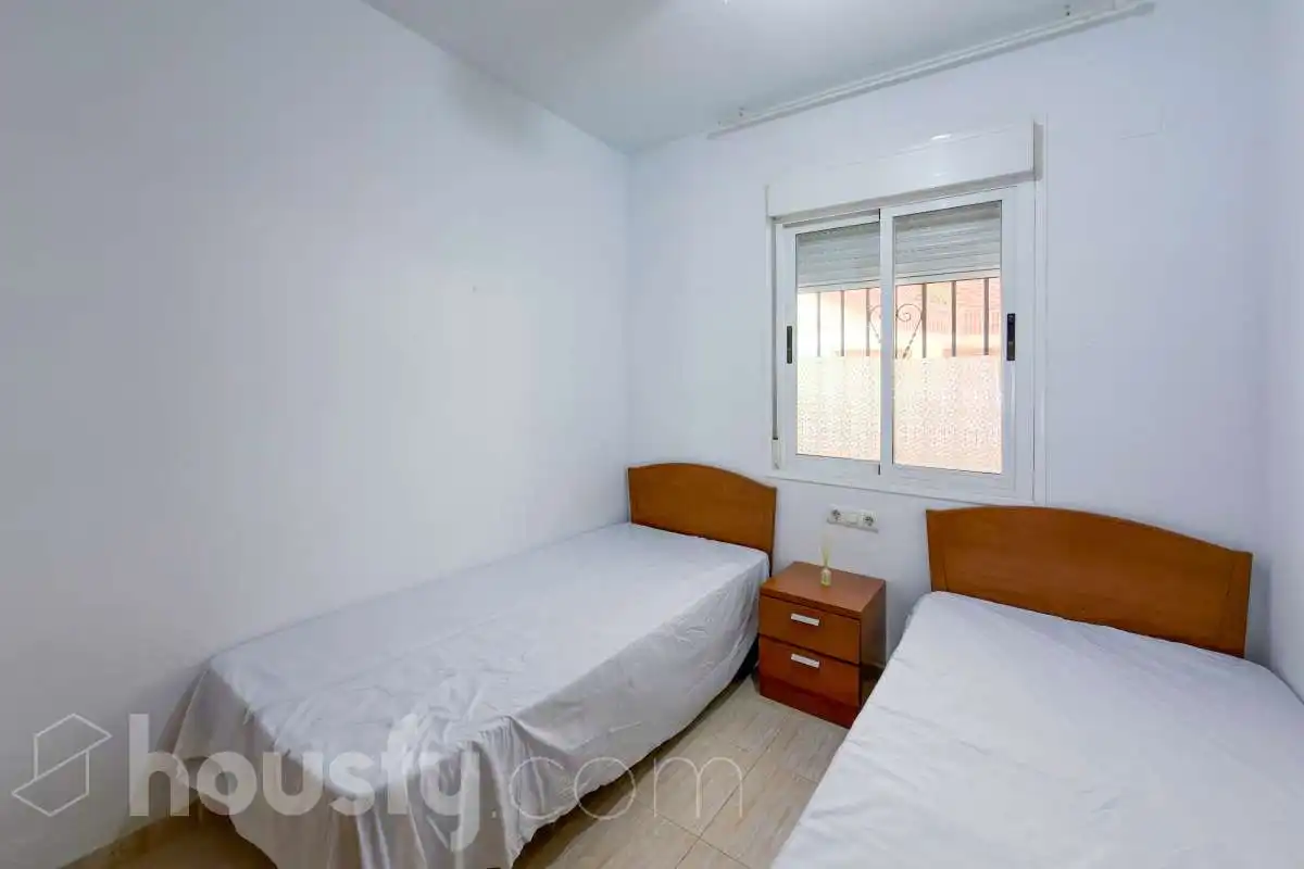 Bedroom of Flat for rent in Oropesa del Mar / Orpesa  with Air Conditioner, Terrace and Balcony