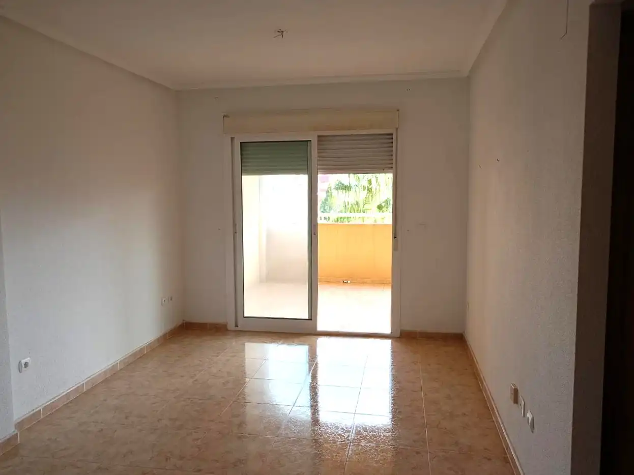 Apartamento en venta en CL HELENA 2(B) EDIF.TORREMAR V TORREVIEJA (ALICANT, 2, Torreblanca
