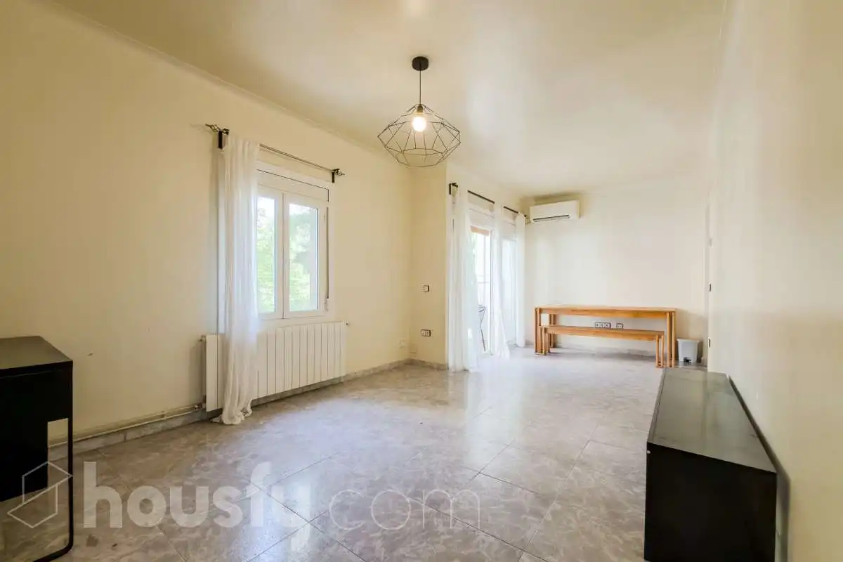 Sala de estar de Piso en venta en Barcelona con Aire acondicionado, Calefacción y Balcón