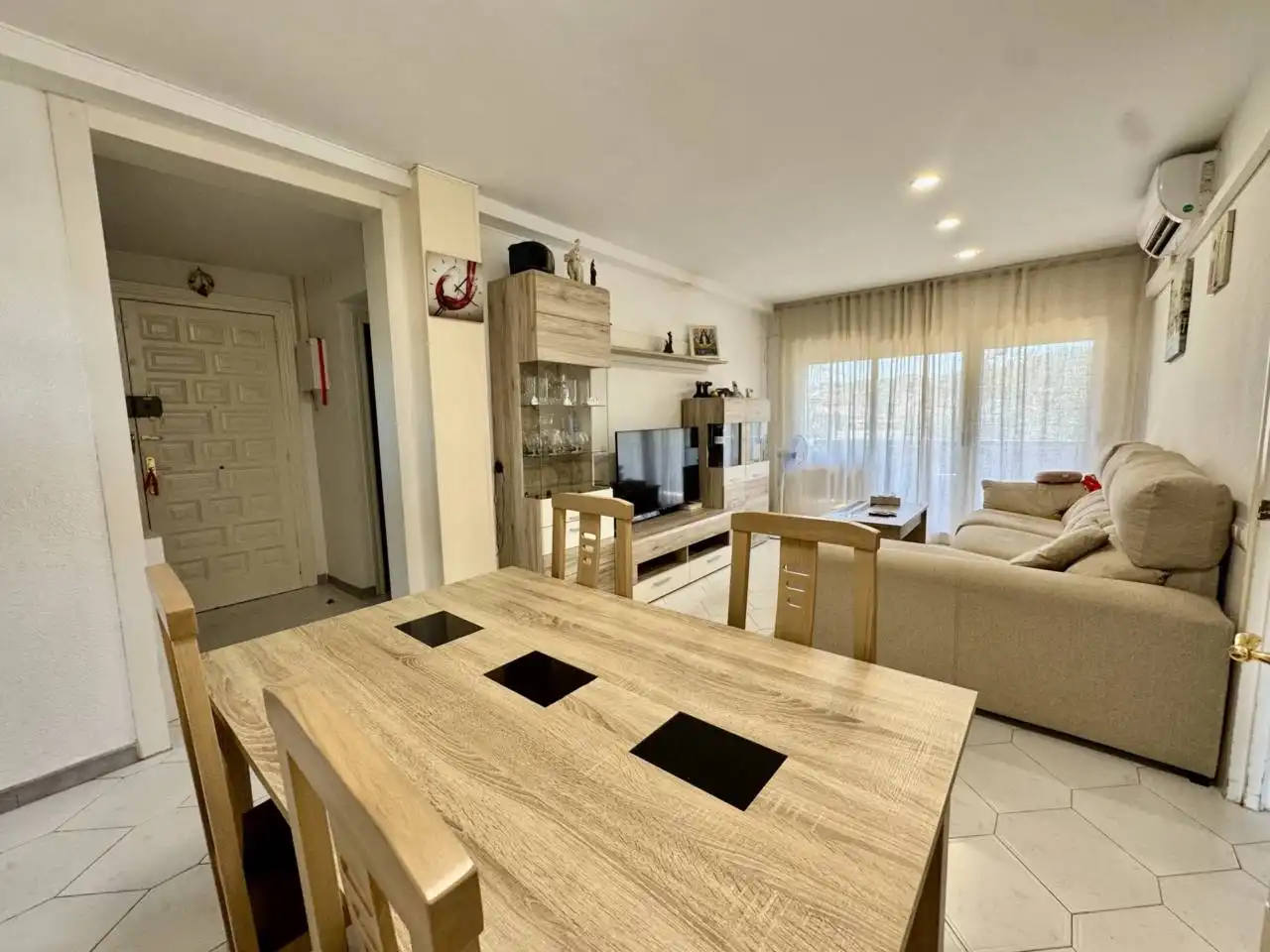 Dining room of Flat for sale in La Roca del Vallès  with Air Conditioner, Heating and Terrace